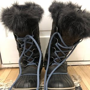 Tweed Sorel Winter Boots With Fur - Size 8.5
